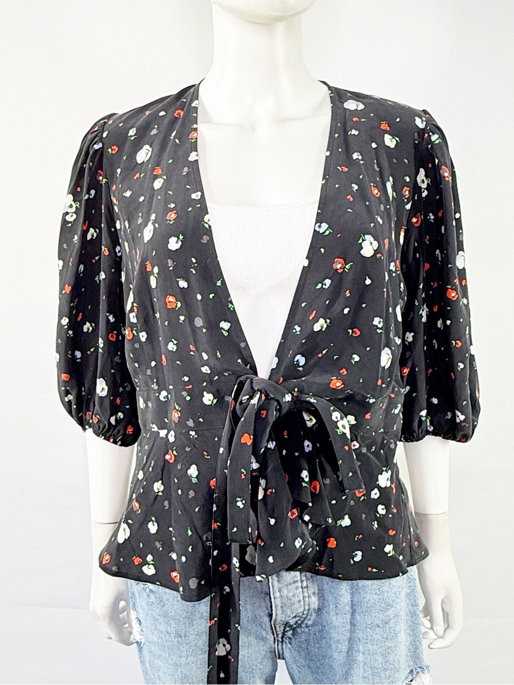 GANNI Navy Blue Floral Tie Front Blouse Top Size 2 100% Silk Puff Sleeve V-Neck